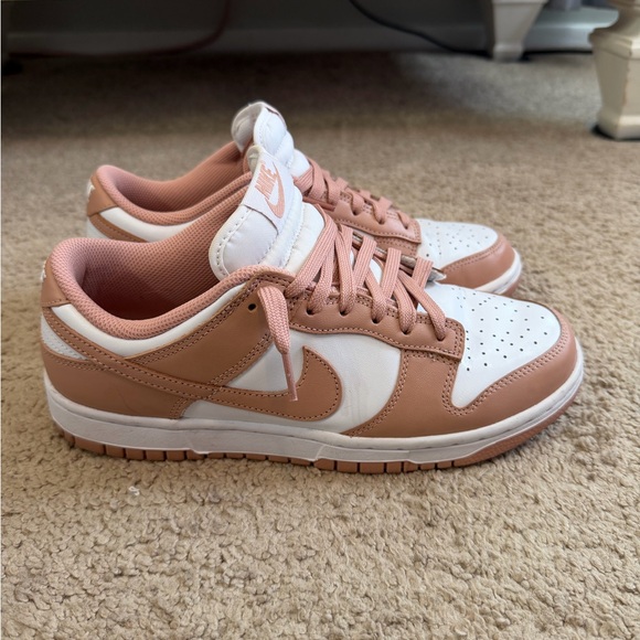 Nike dunks - Picture 3 of 8